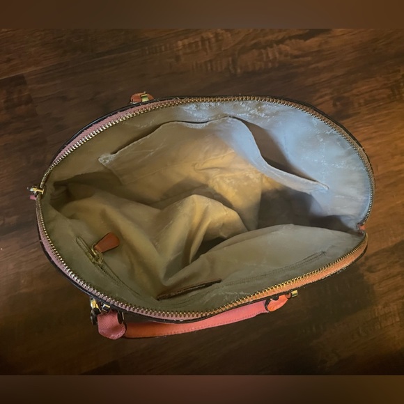 Michael Kors bag with strap - Picture 6 of 6